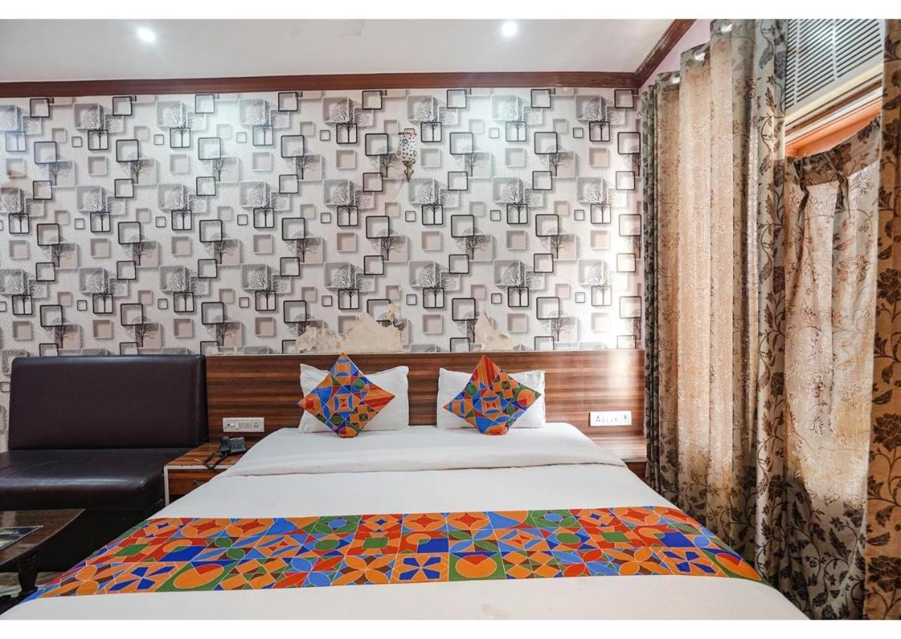 Ashiyana Hotel Варанасі Екстер'єр фото